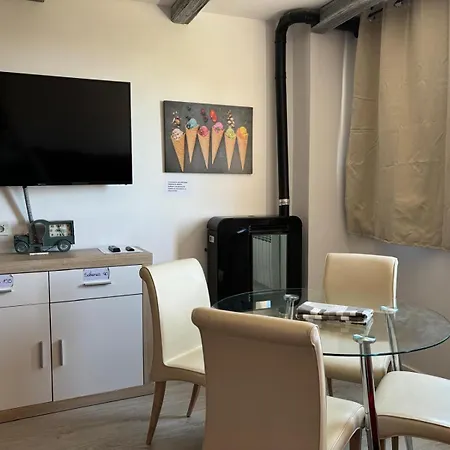 Lägenhet Acogedor Estudio Familiare 2-4 Per Zona Baja Sierra Nevada